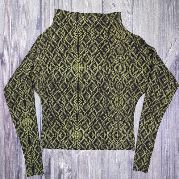 Norma Kamali KamaliKulture Mock Neck Long Sleeve Top - Picture 5 of 9